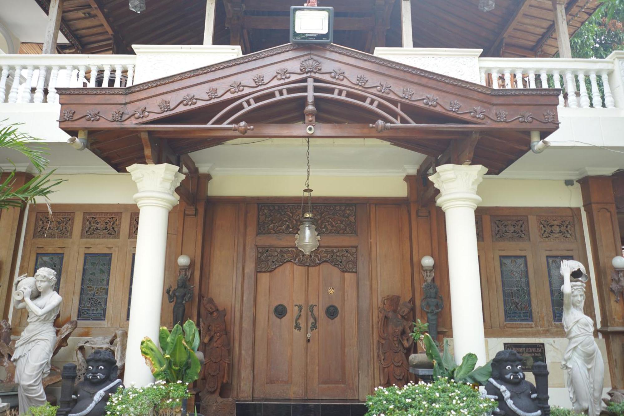 Rumah Pesik Art Heritage Gondowulung 外观 照片